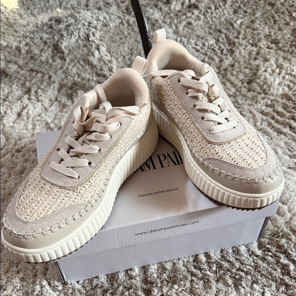 DREAM PAIRS Women Chunky City Tweed Platform Sneaker